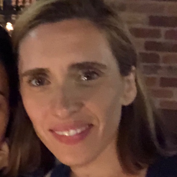 Meet your Posher, Agnes - Picture 1 of 1